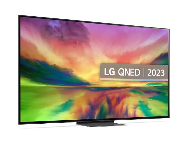 Bir LG QNED TV. Ekran renkli soyut sanat gösteriyor. LG QNED 2023 kelimeleri bir afişte yer alıyor.
