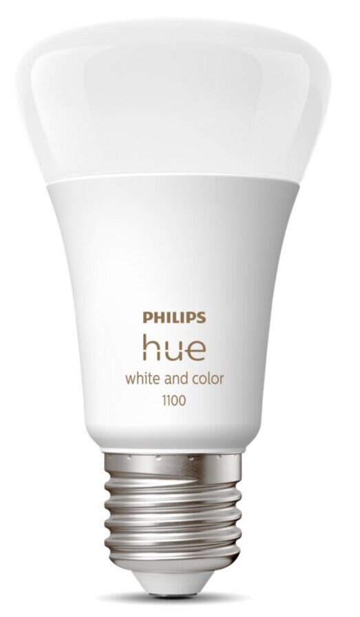Biała żarówka Philips Hue, zbliżenie.