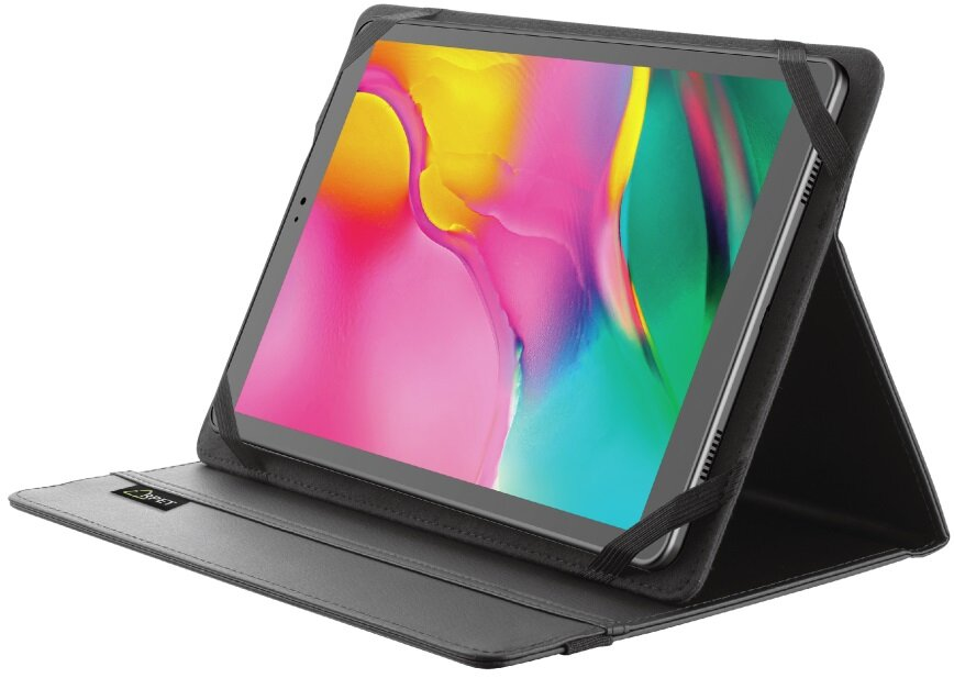 Tablet w czarnym etui, wyświetlany na stojaku.