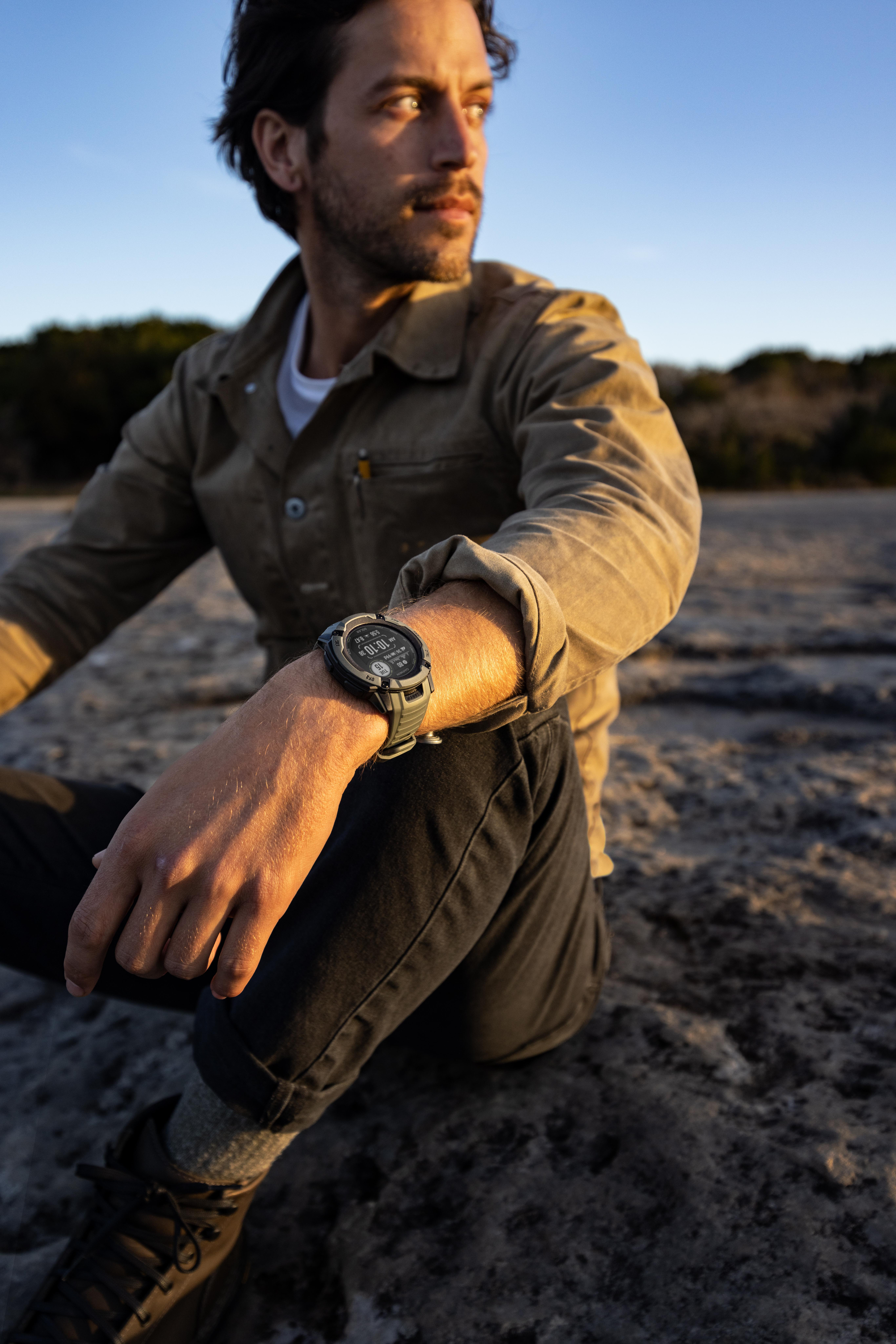GARMIN Instinct 2X Solar Smartwatch Silikon, 26 mm, Moosgrün