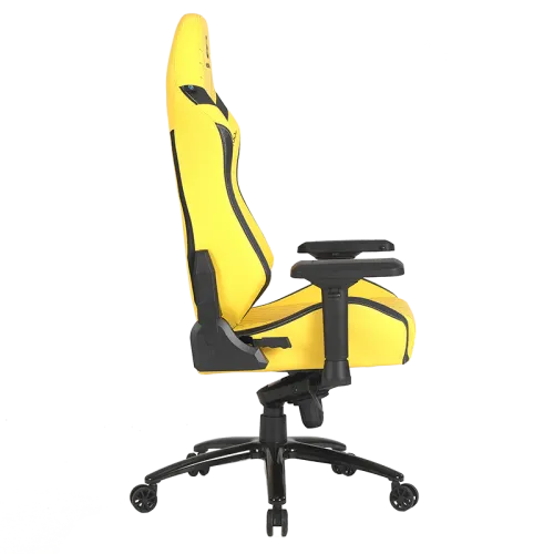 Silla gaming amarilla y negra, vista lateral, con diseño elegante y base y ruedas negras.