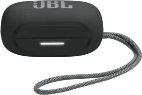 Czarne etui na słuchawki JBL z białą lampką kontrolną i szarym sznurkiem na białym tle.