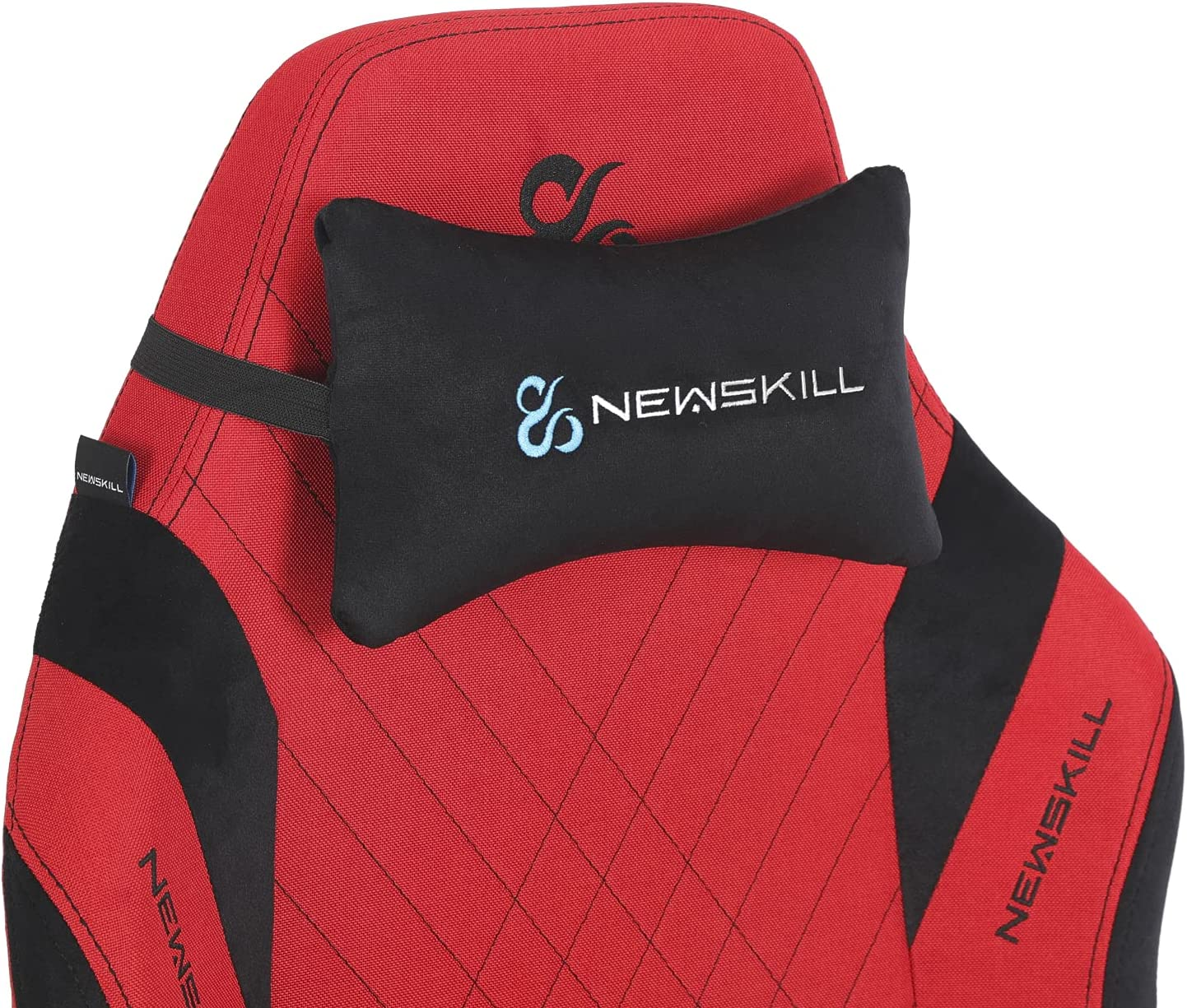 Reposacabezas de silla gaming. Rojo con detalles negros. Almohada negra con logo Newskill.