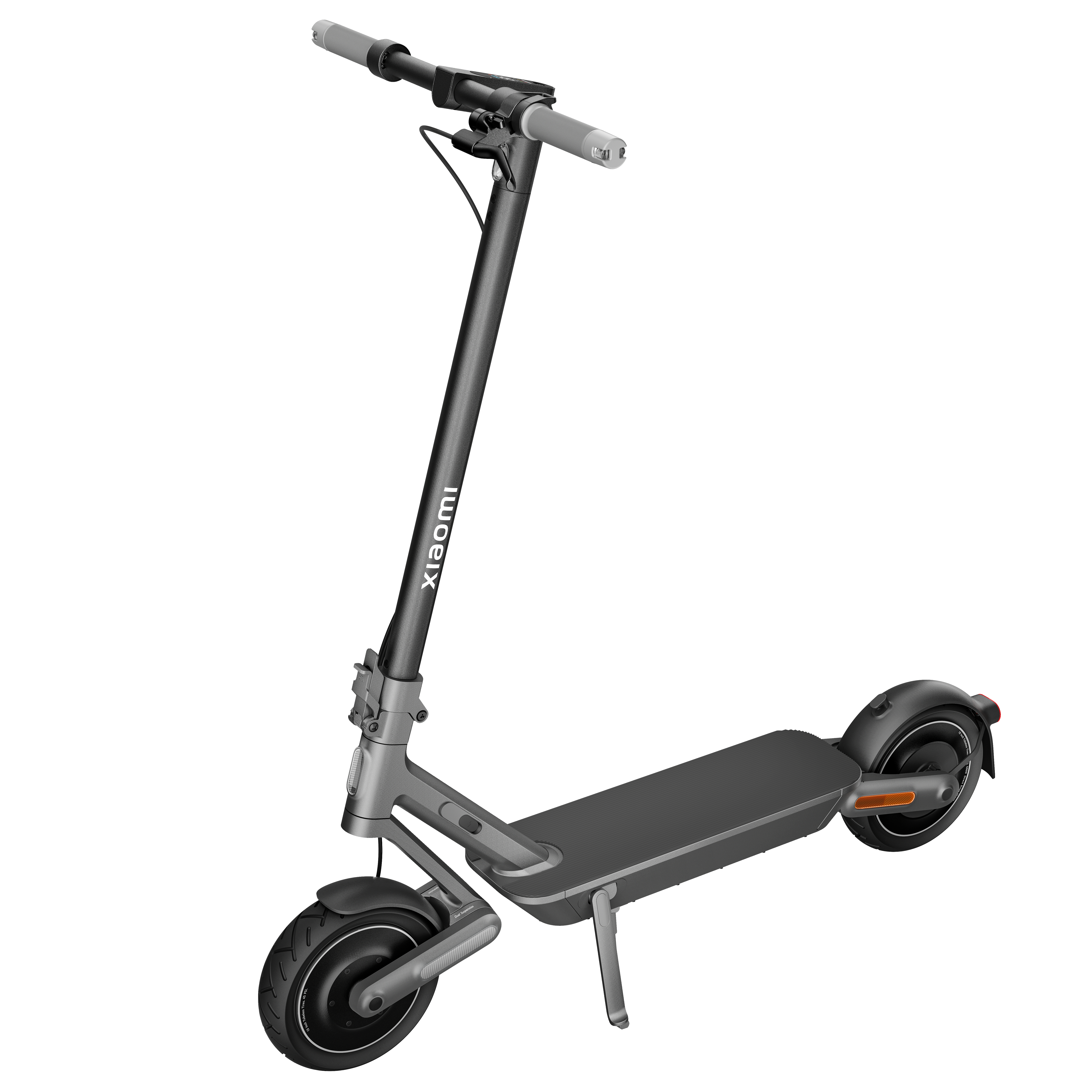 Schwarz-grauer Elektroroller, weißer Hintergrund.