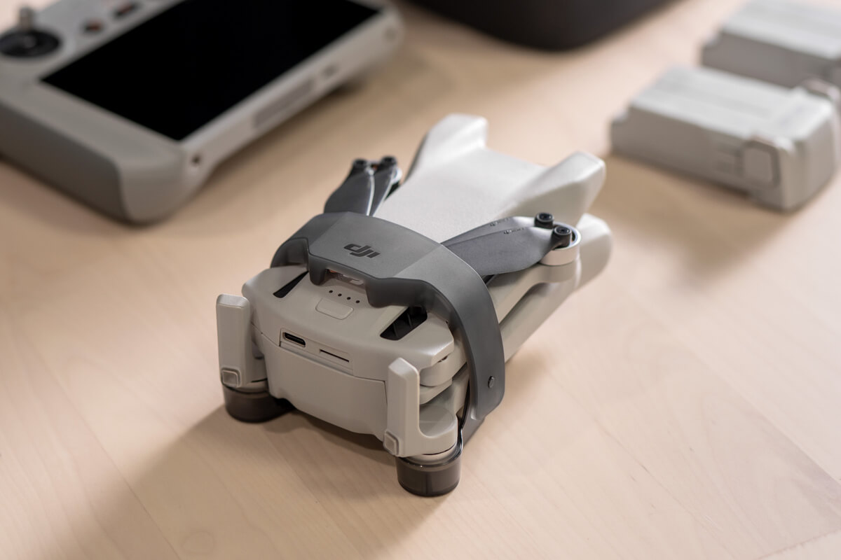 DJI Mini 3 Pro Pervane Tutucu Gri