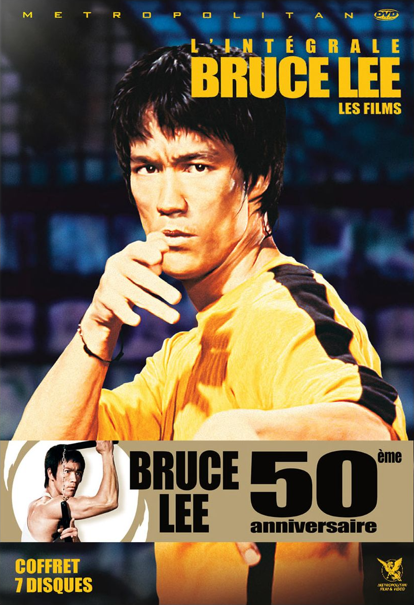 Couverture du DVD de Bruce Lee. Bruce Lee, tenant une arme, et d'autres images.