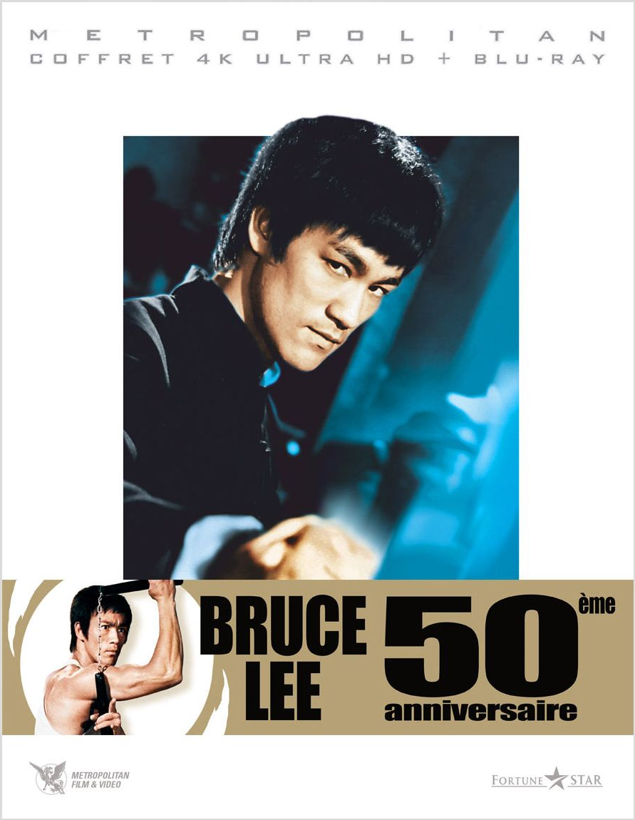 Affiche de film avec Bruce Lee. Texte supérieur : METROPOLITAN. Texte inférieur : BRUCE LEE 50ème anniversaire.