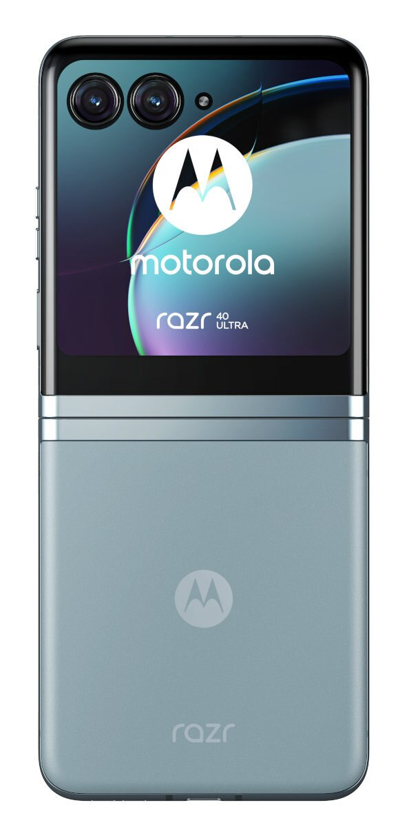 Złożony, niebieski telefon Motorola Razr z podwójnym obiektywem i logo Motorola.