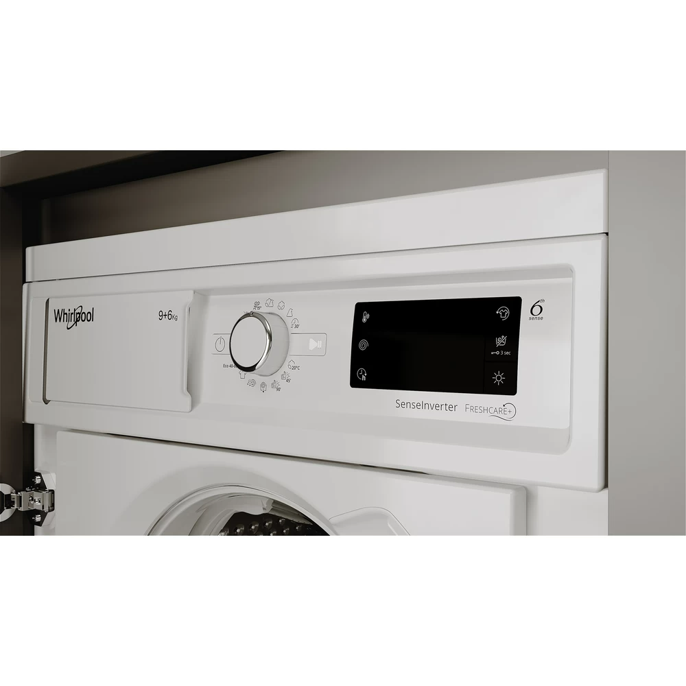 Egy fehér Whirlpool mosógép és szárító vezérlőpaneljének közeli képe digitális kijelzővel.