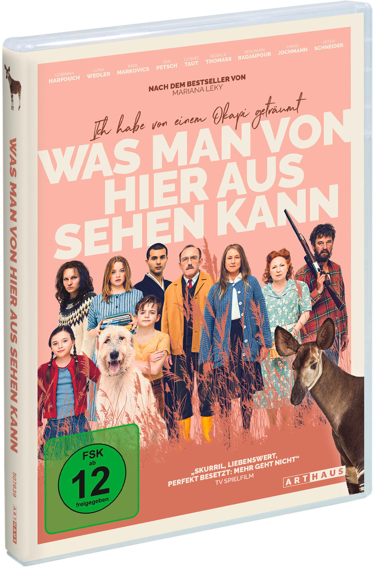 DVD-Cover mit Schauspielern, Hund und Okapi vor rosa Hintergrund.