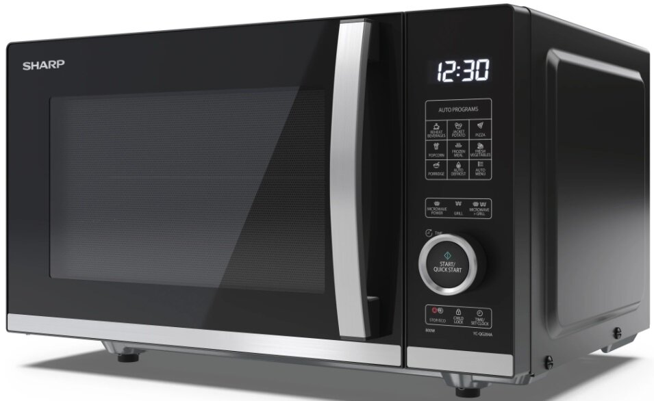 Czarny piekarnik mikrofalowy Sharp. Posiada cyfrowy zegar, przyciski programów automatycznych i przycisk start. Uchwyt jest srebrny.