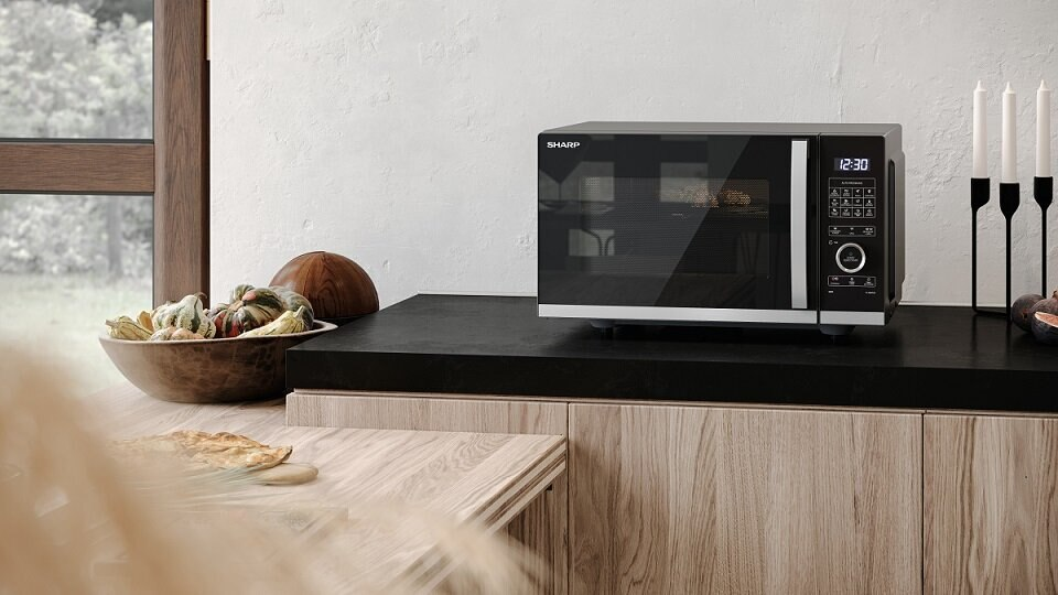 Kuchenka mikrofalowa SHARP YC-QG254AE-B