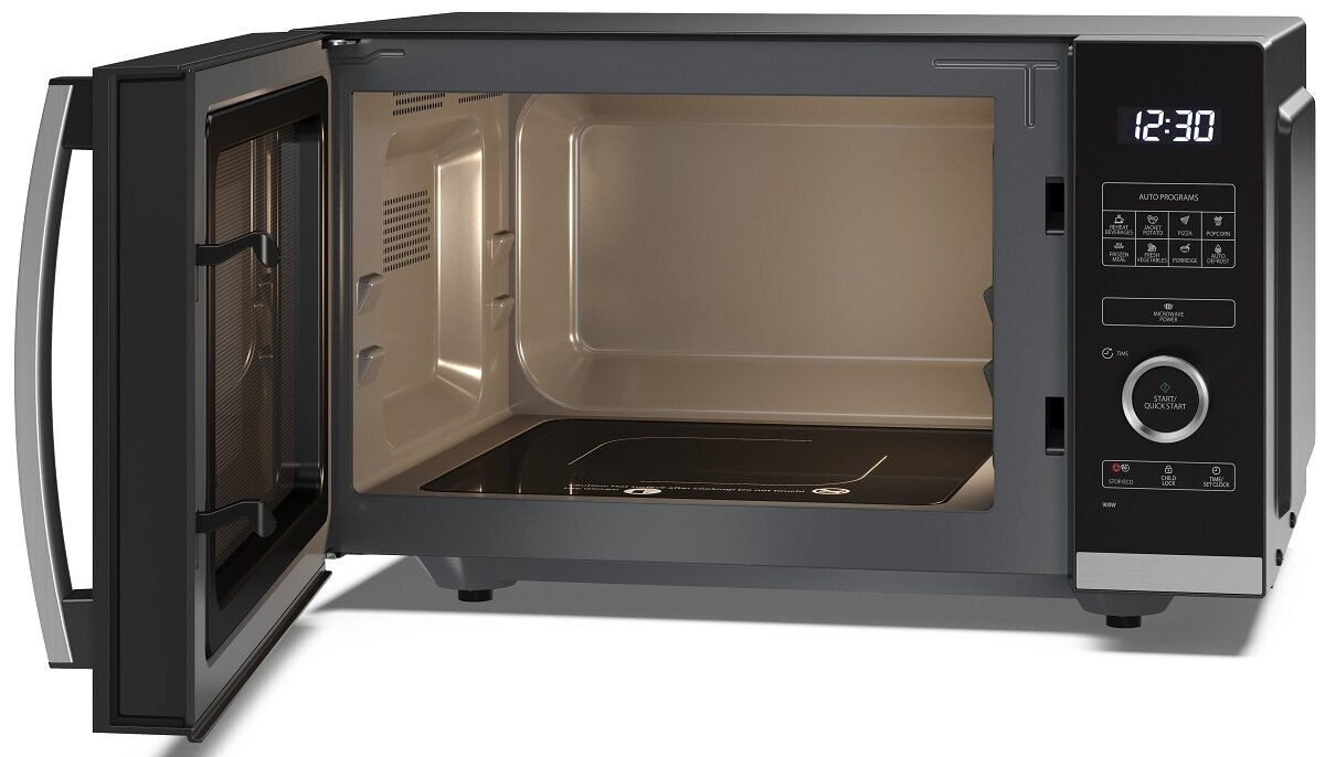 Kuchenka mikrofalowa jest otwarta, ukazując wnętrze. Drzwi są po lewej, panel sterowania z przyciskami i wyświetlaczem po prawej.