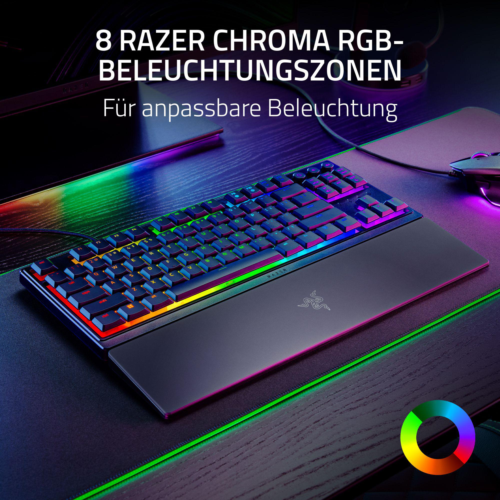 Eine beleuchtete Tastatur mit anpassbarer RGB-Beleuchtung auf schwarzer Oberfläche.