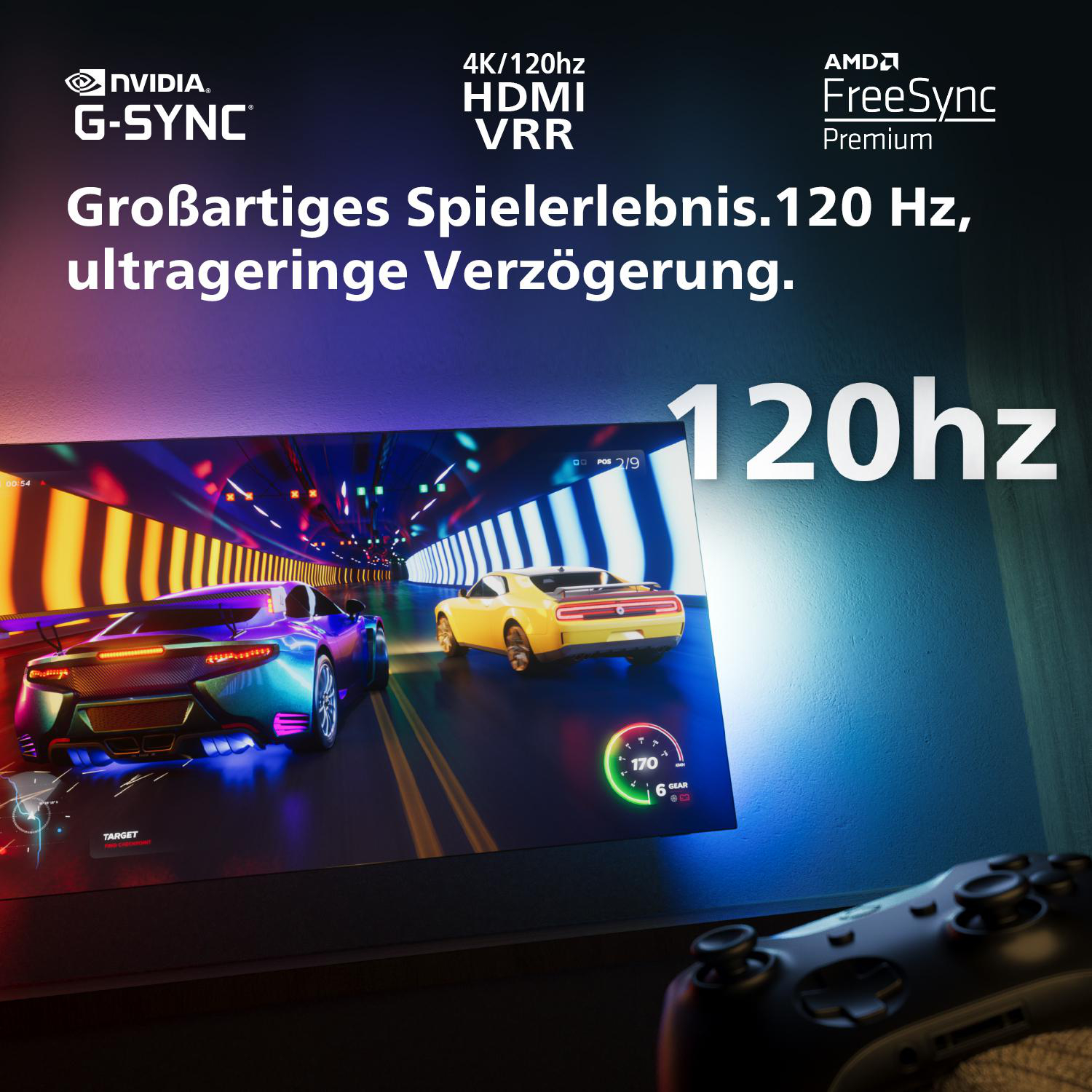 TV-Bildschirm zeigt Autorennen, 120 Hz Text und Gamecontroller.