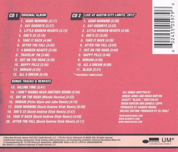 CD-Hülle mit zwei CDs. Die Hülle listet Songs, Albumdetails und Künstlernamen auf.