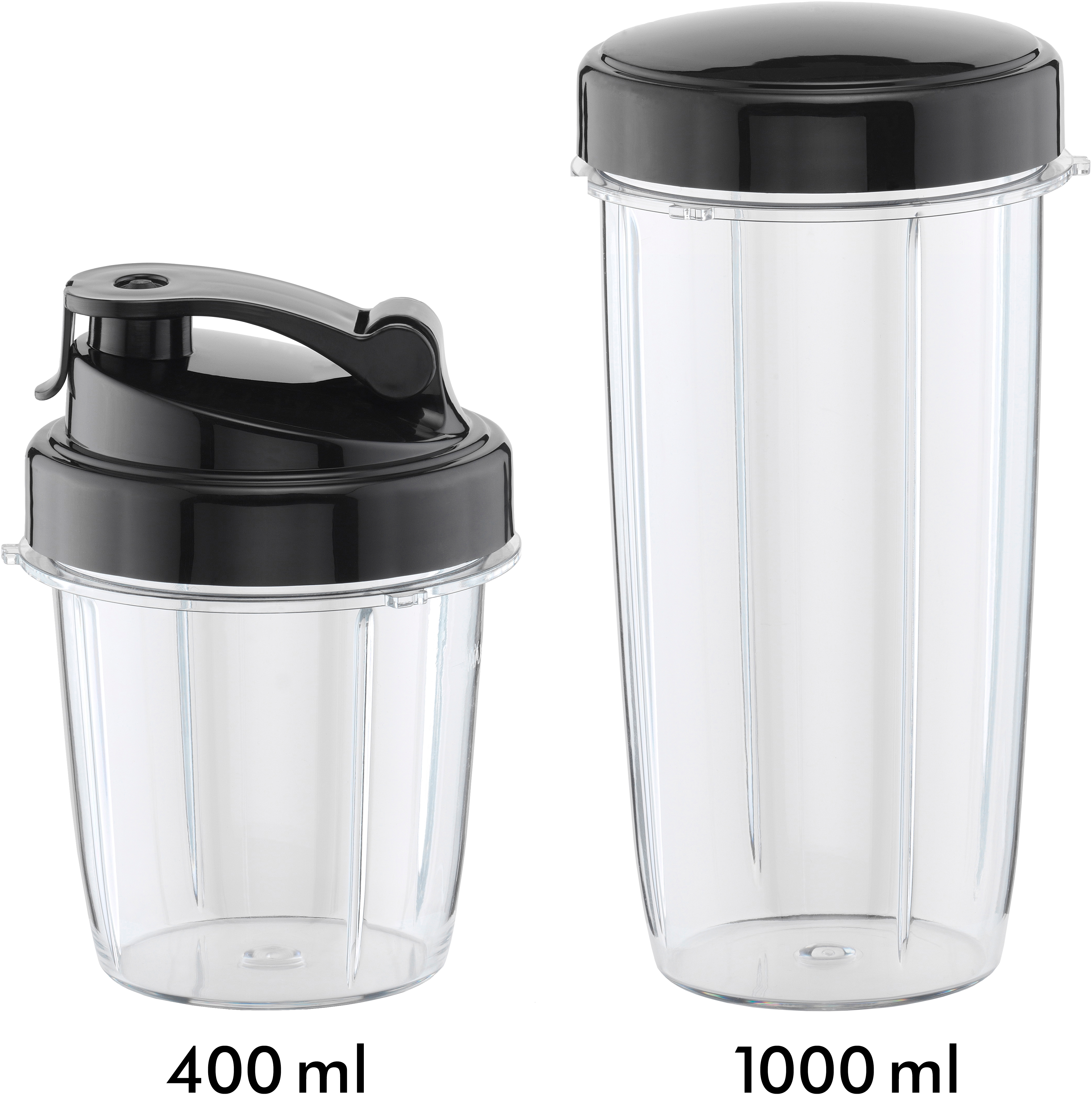 Zwei transparente Kunststoff-Mixbecher. Einer ist 400 ml mit schwarzem Deckel, der andere 1000 ml, ebenfalls mit Deckel.