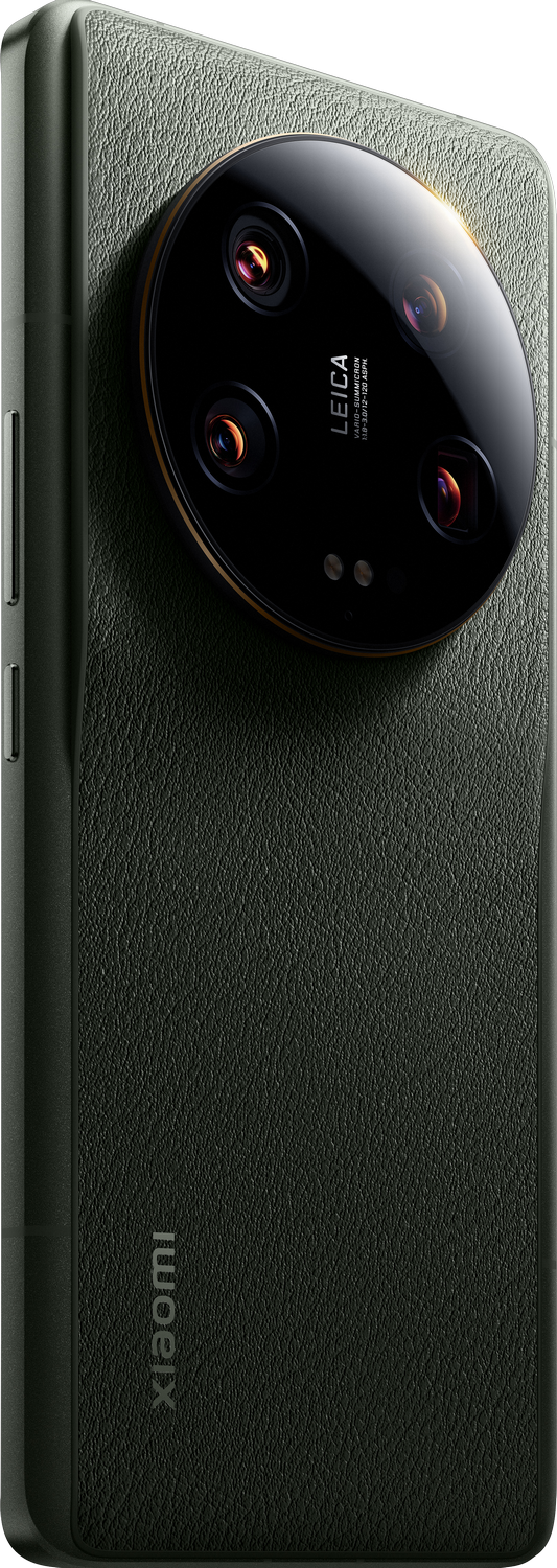 Un smartphone verde oscuro con tres cámaras en la parte trasera. Logotipo de Leica visible.