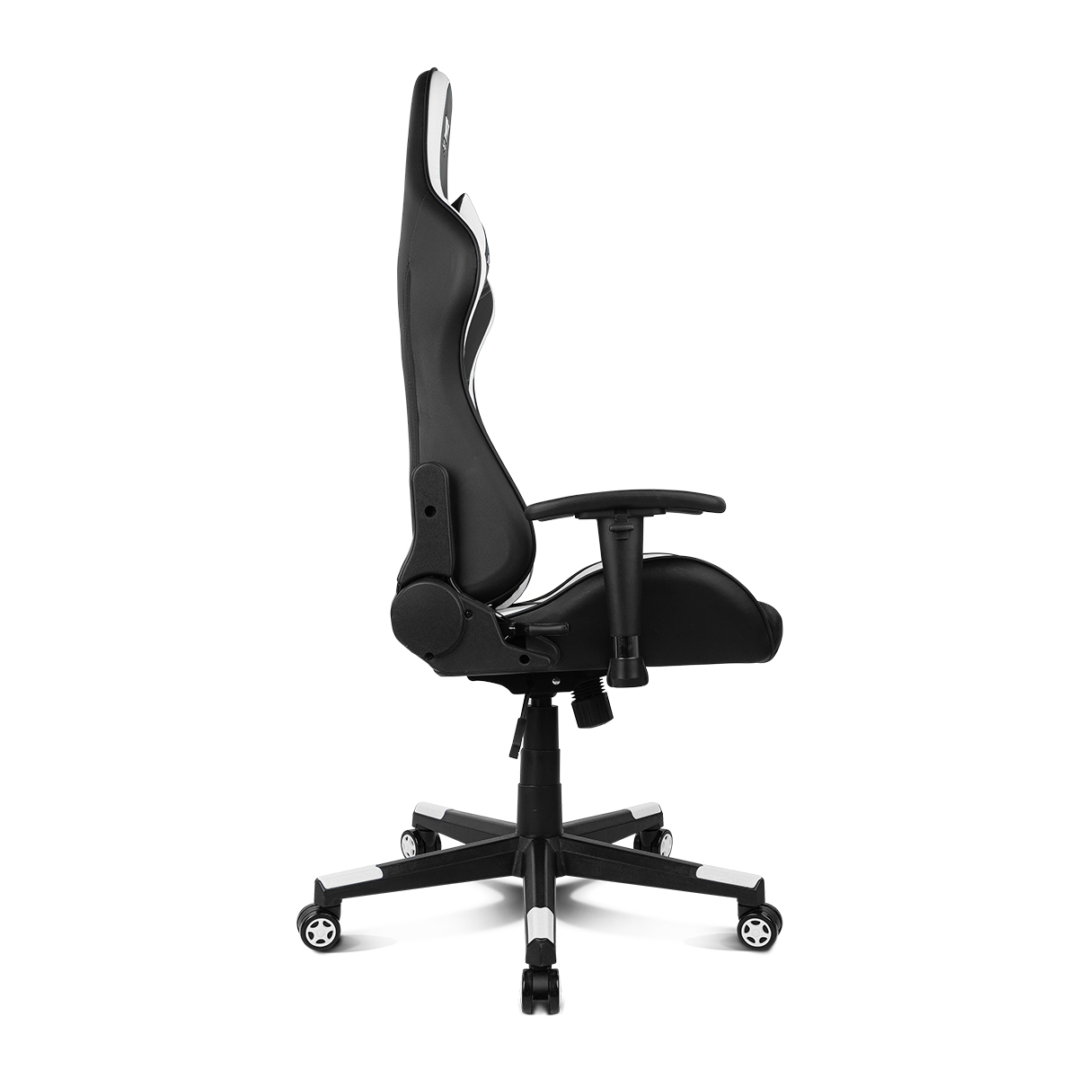 Silla gaming, negra y blanca con base negra, vista lateral, fondo blanco.