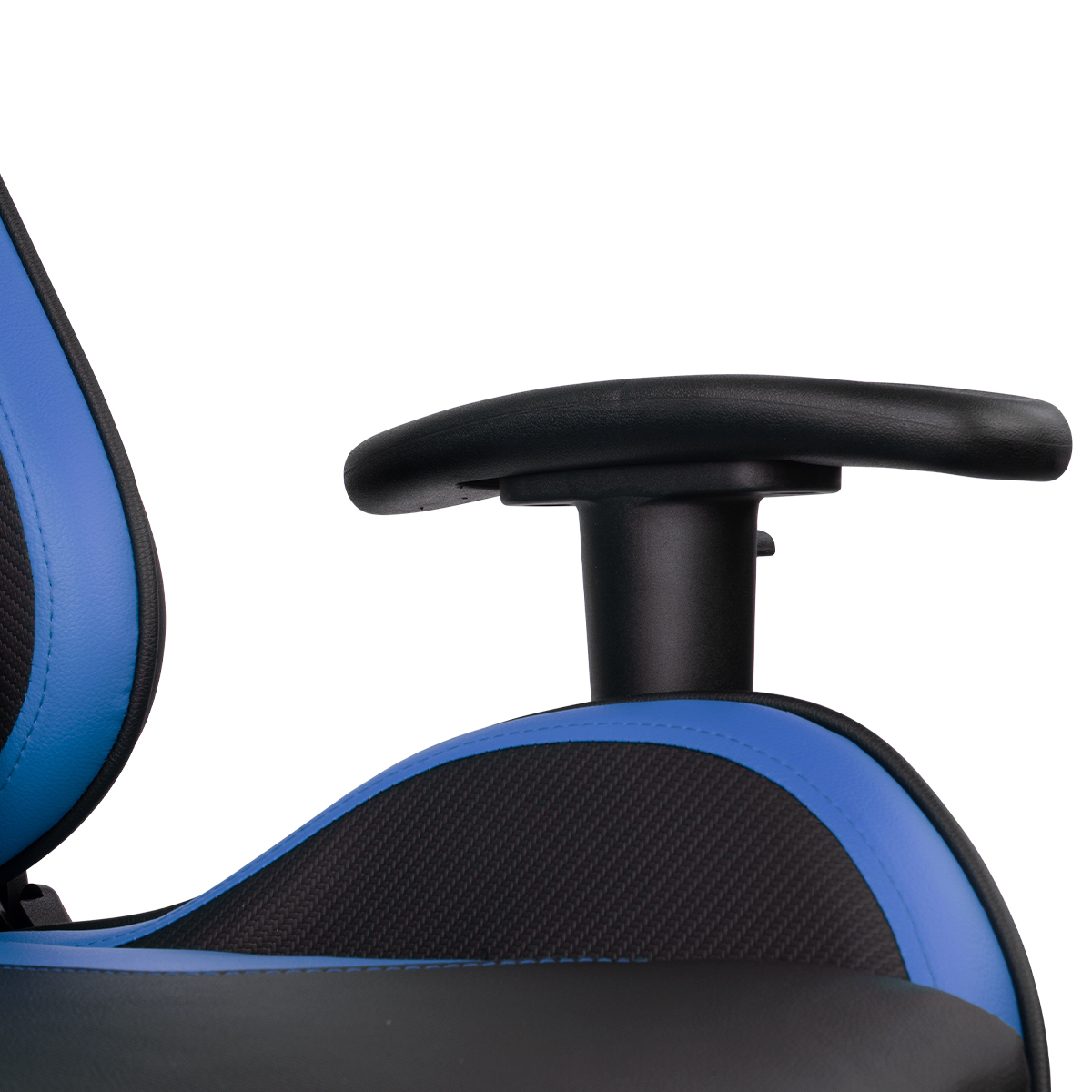 Apoyabrazos de silla gaming, negro con ribete azul sobre fondo blanco.