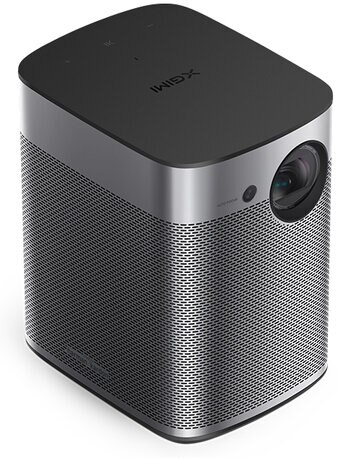 Mały, srebrno-czarny projektor z obiektywem i logo XGIMI.