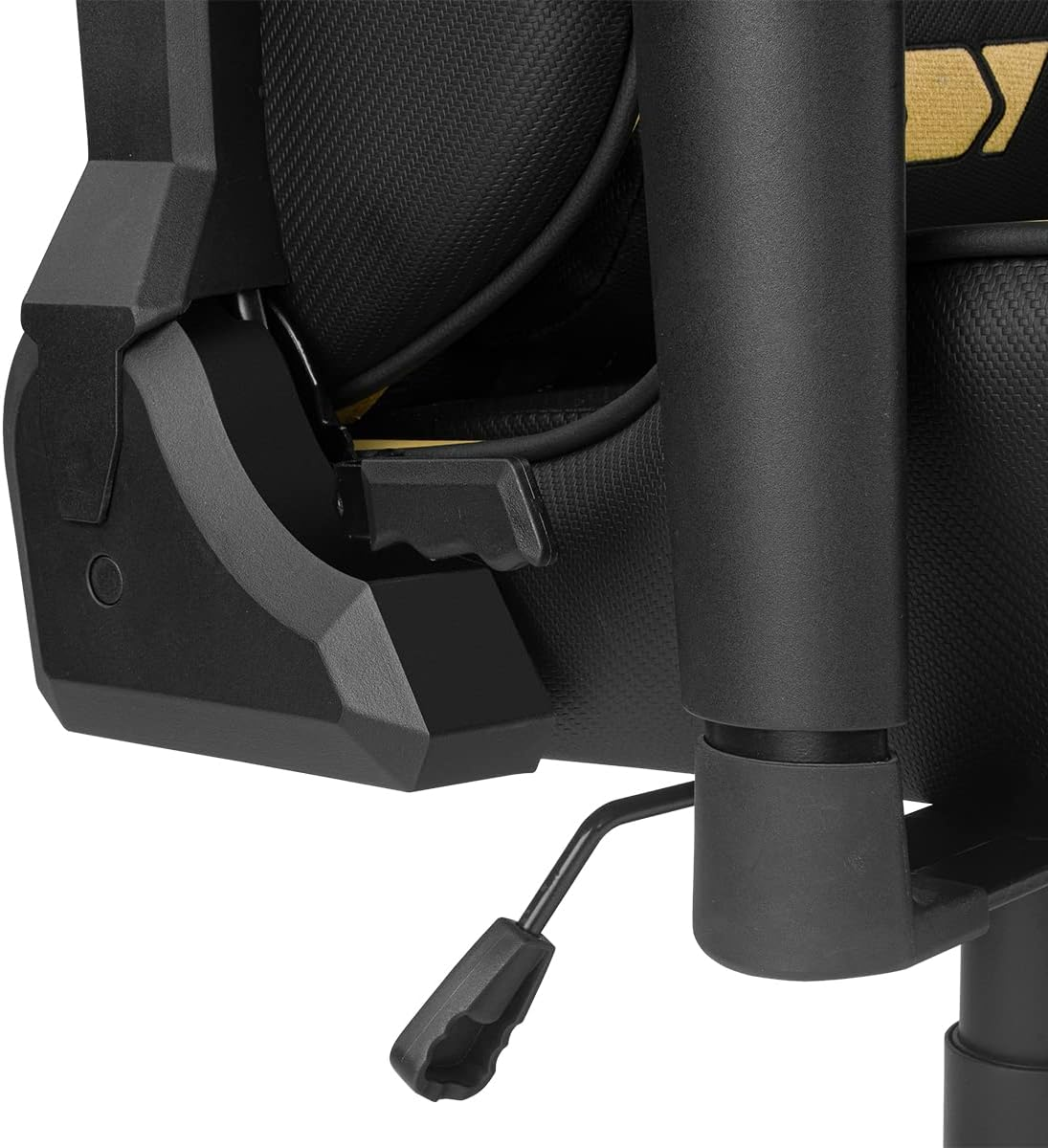 Primer plano del reposabrazos de una silla gaming negra con palanca y base negra.