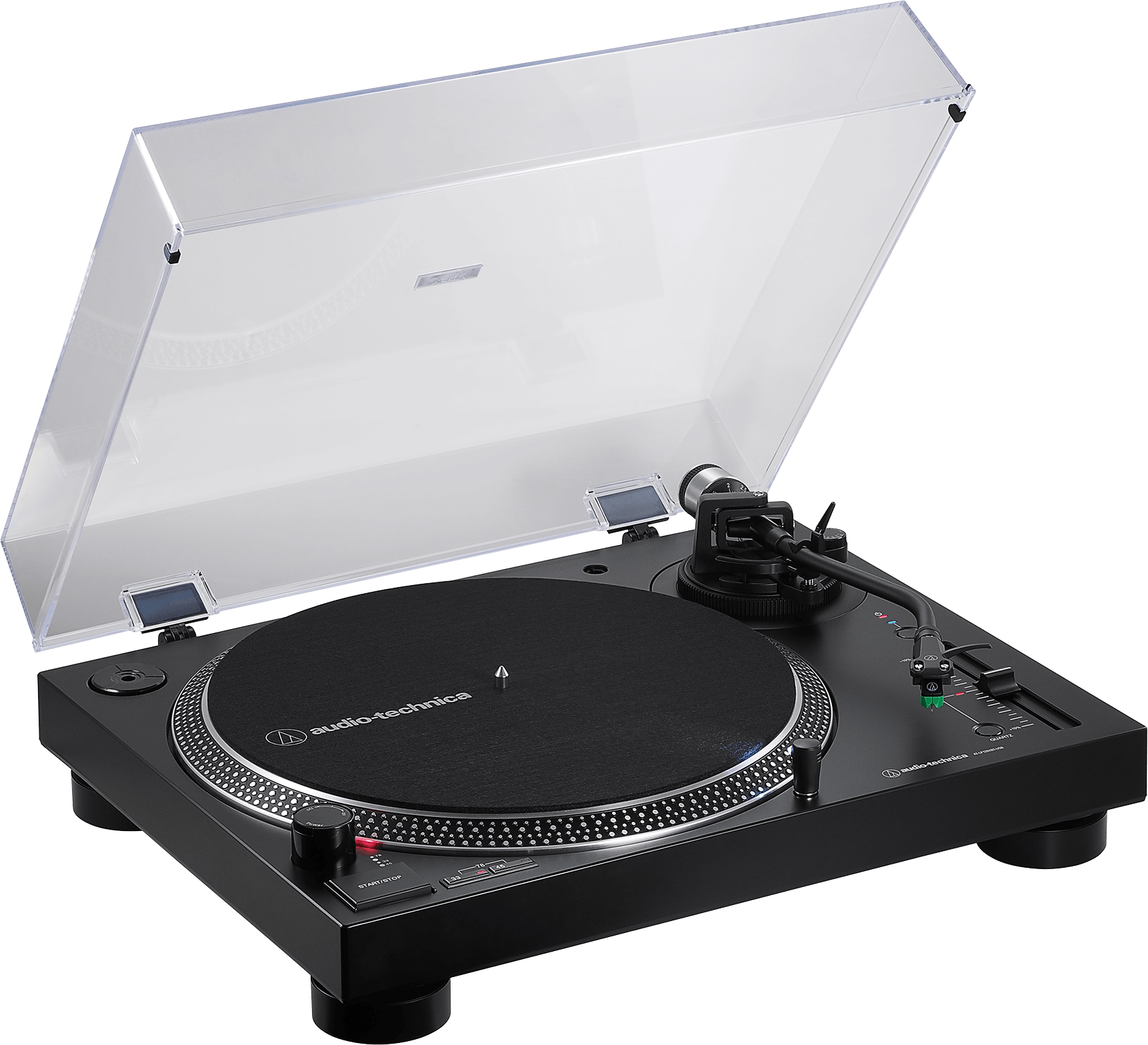 Fekete Audio-Technica lemezjátszó nyitott porvédővel, fehér háttérrel.