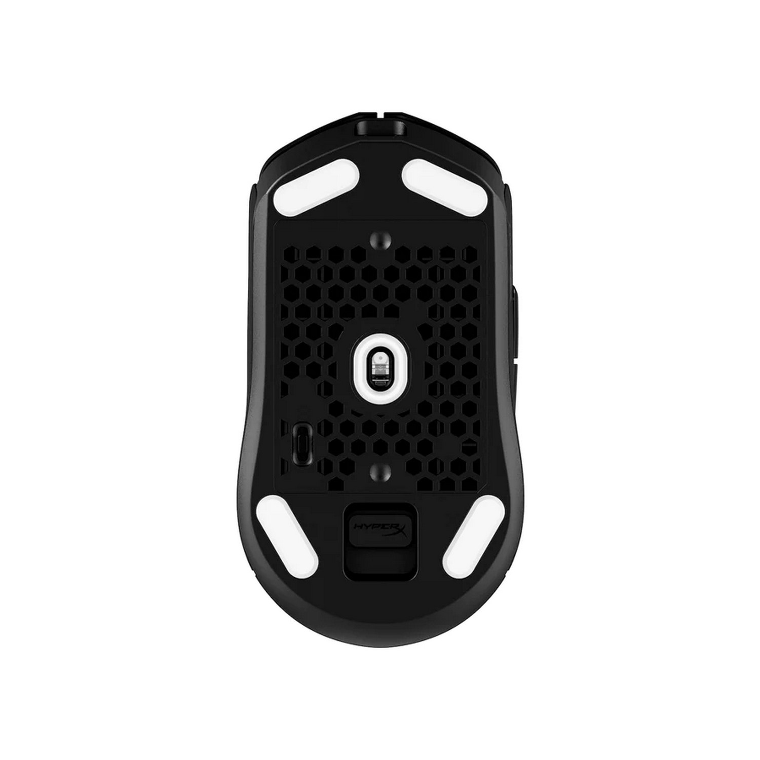 De onderkant van een zwarte gamingmuis met witte pads, een centrale sensor en een honingraatontwerp.