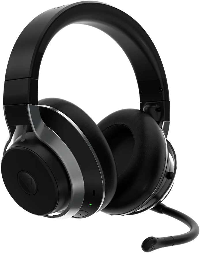 Casque noir avec microphone et accents argentés.