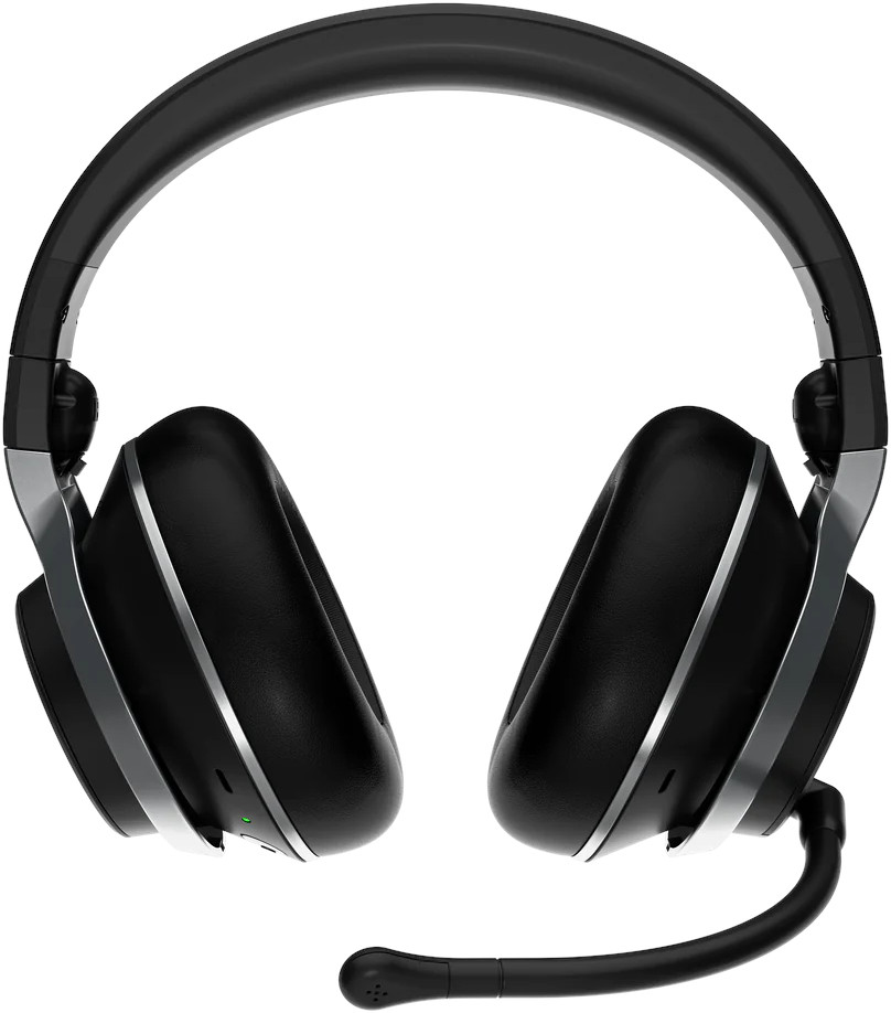 Un casque noir avec des accents argentés et un microphone, vu de face.