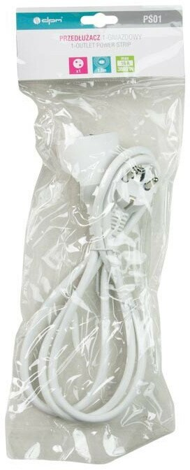 Biała listwa zasilająca w przezroczystym plastikowym worku. Listwa zawiera wtyczkę i wiele gniazd.