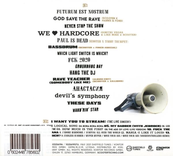 CD-Cover mit Titelliste. Das Cover zeigt einen Lautsprecher, ein Mikrofon und Text in verschiedenen Schriftarten.