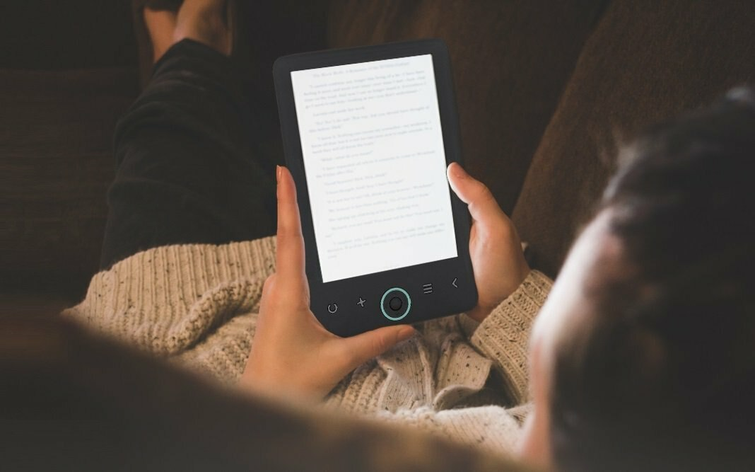 Czytnik E-book'ów BEMI Cognita Light Czarny