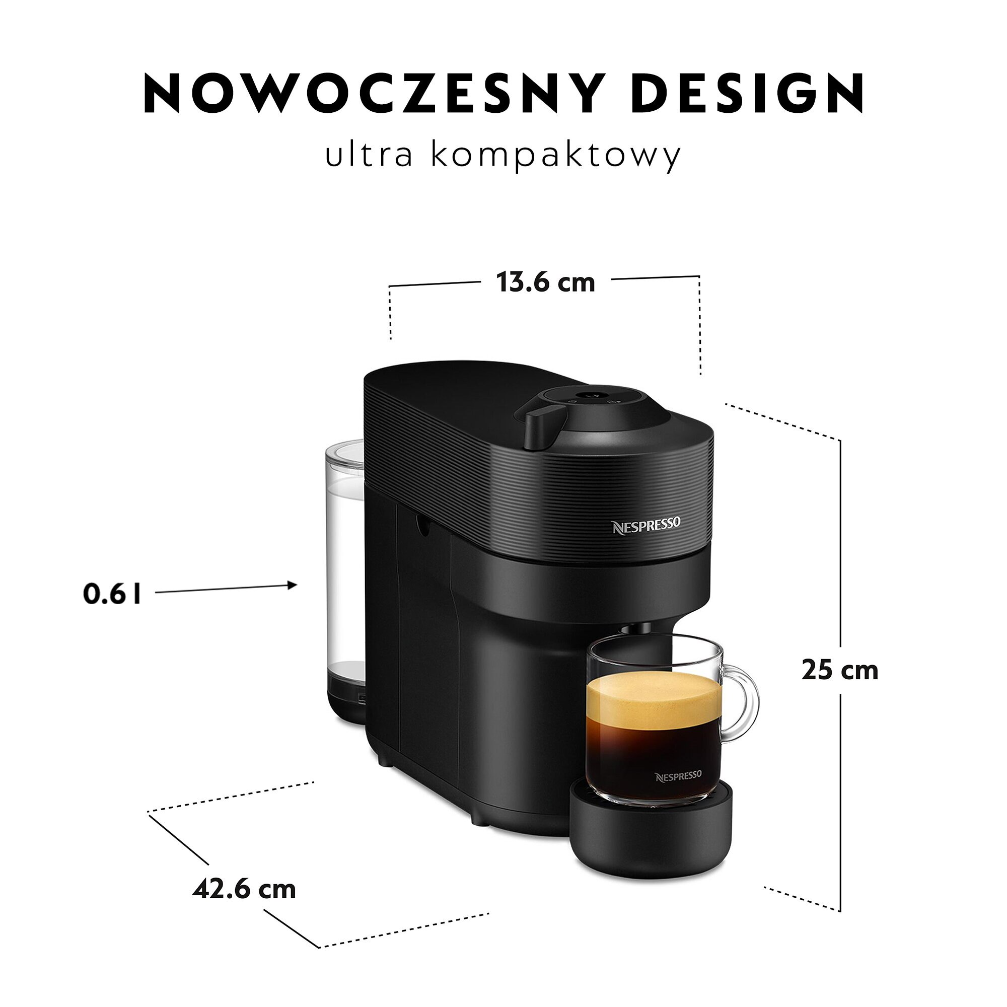 Czarny ekspres do kawy Nespresso z wymiarami i filiżanką kawy, na białym tle.