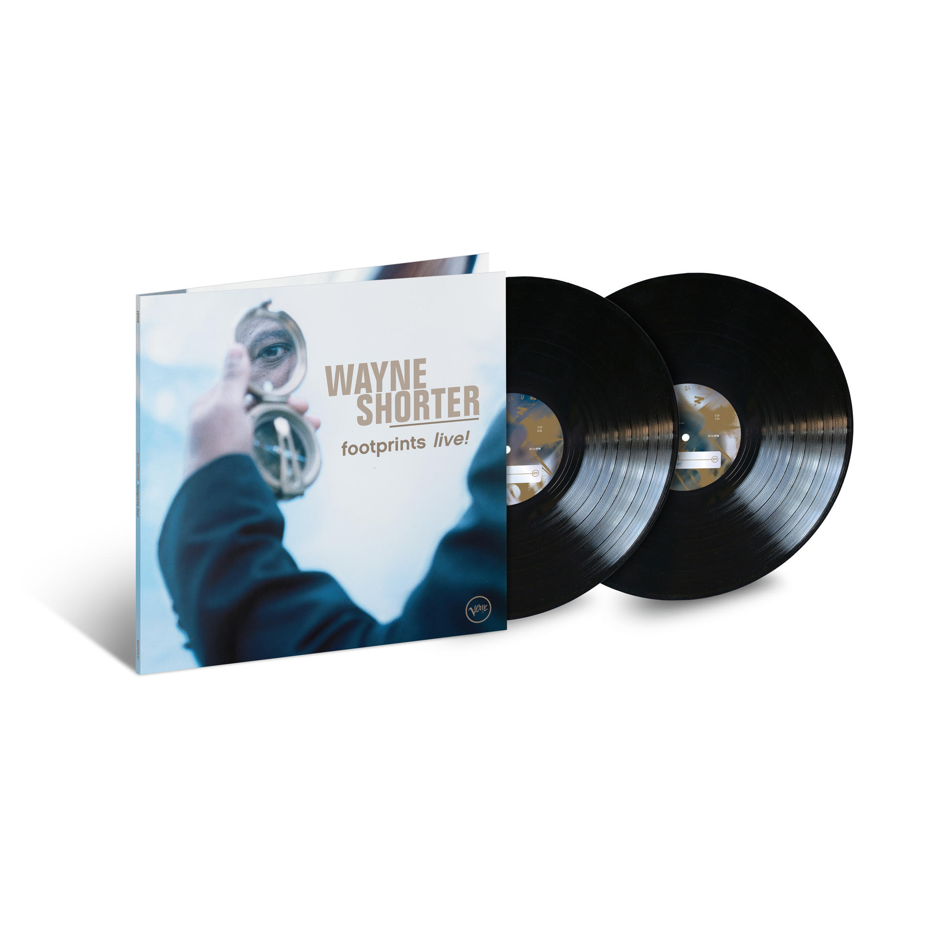 Albumcover und zwei schwarze Schallplatten, weißer Hintergrund, Titel 'footprints live!'
