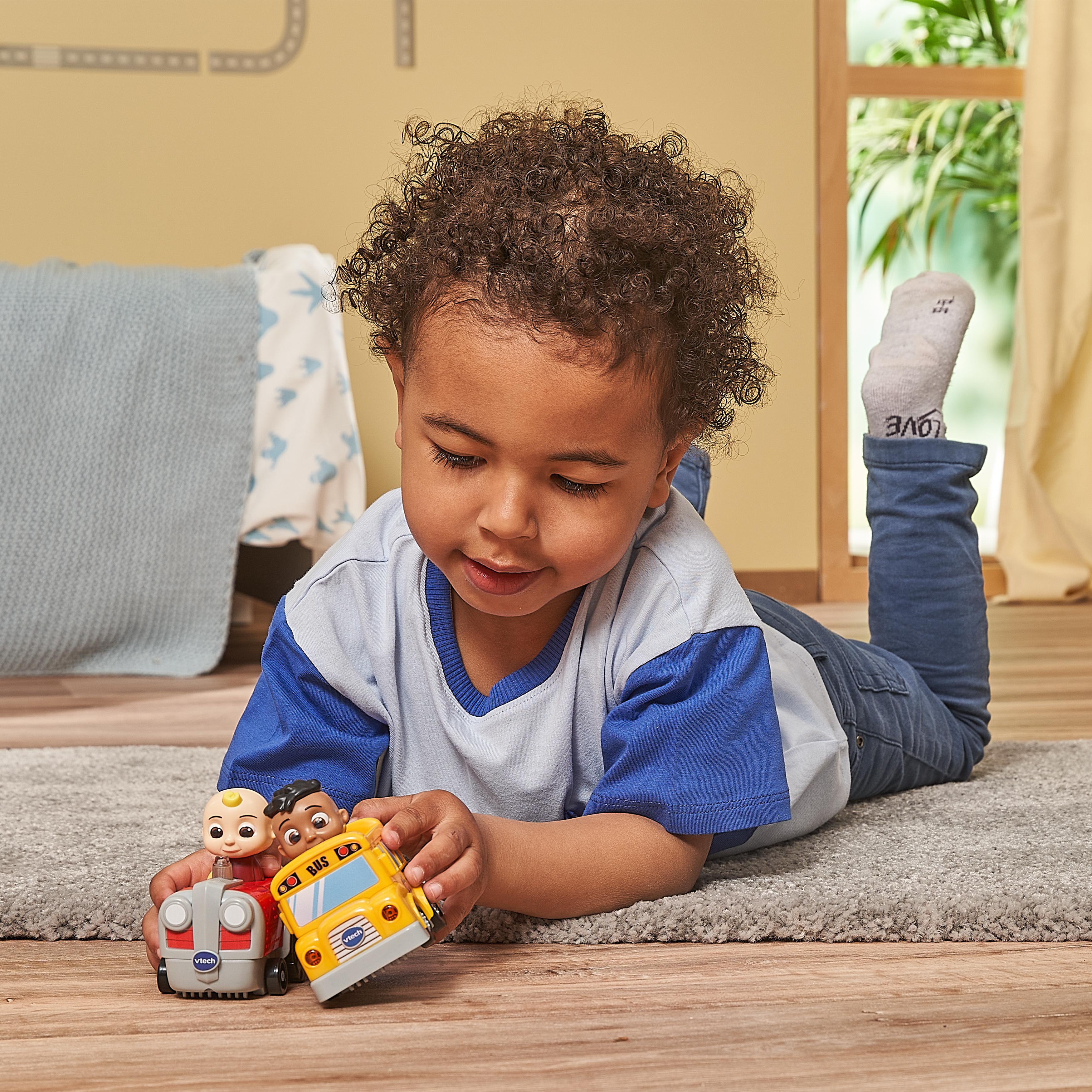 VTECH Tut Tut Baby Flitzer - CoComelon JJs Traktor inkl. Schiene Spielset, Mehrfarbig