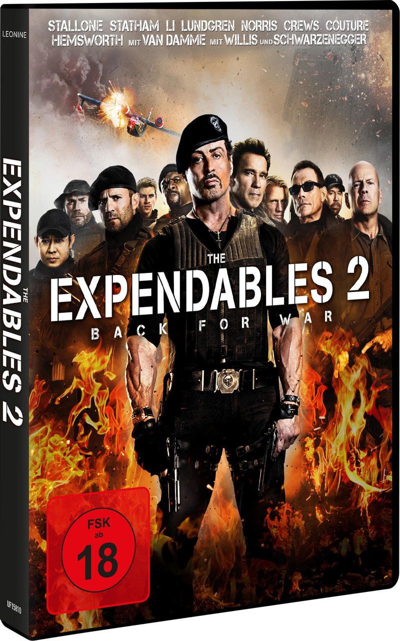The Expendables 2 DVD-Cover mit vielen Schauspielern und Feuerhintergrund.