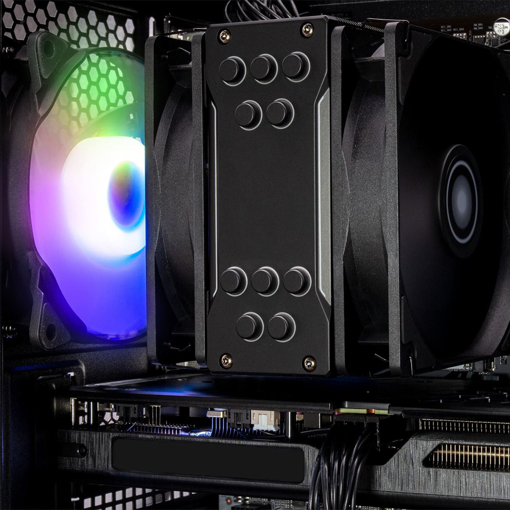 Im Computergehäuse, CPU-Kühler und mehrere Lüfter werden gezeigt.
