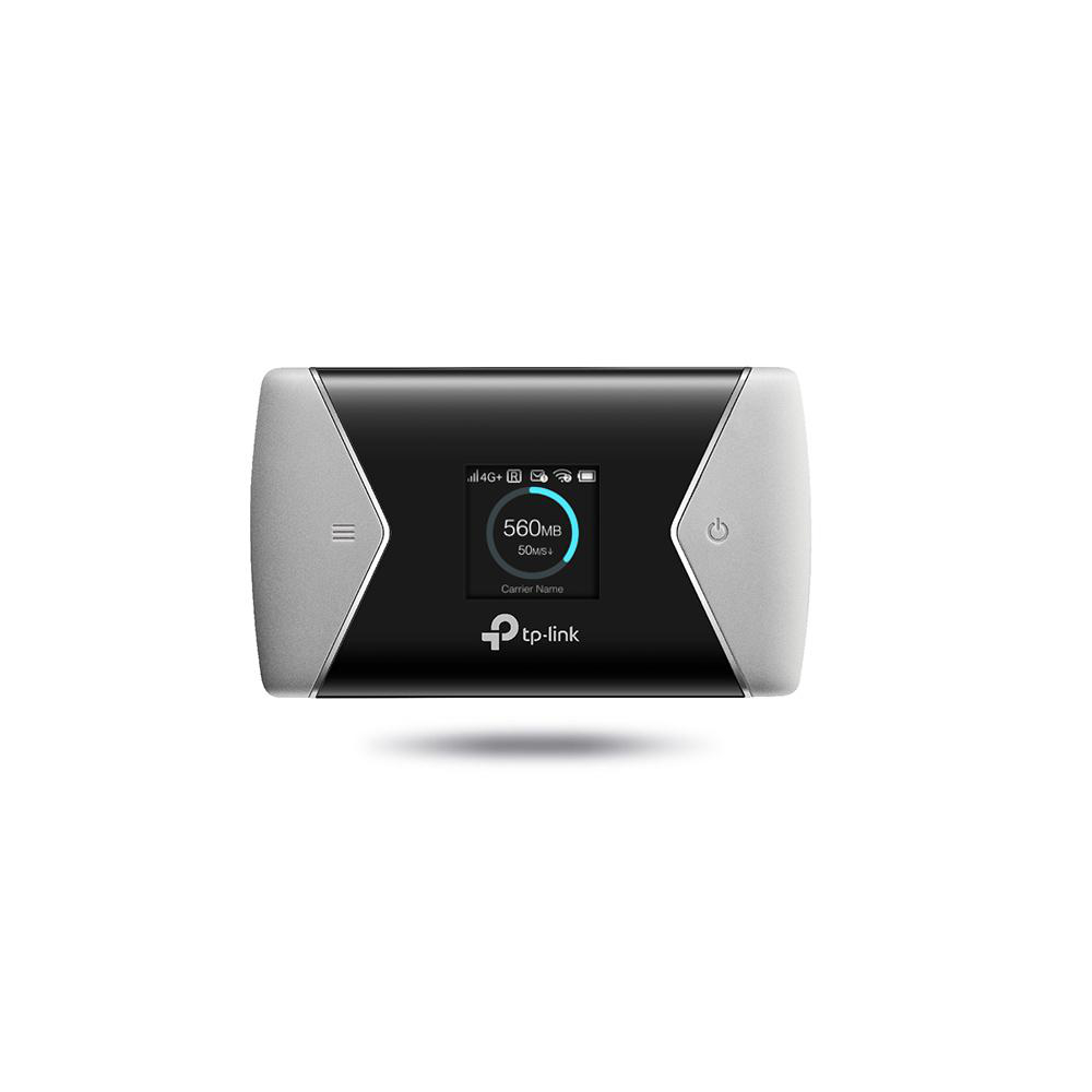 Weißer und grauer mobiler WLAN-Router. Kleiner Bildschirm zeigt Daten und TP-Link-Logo.