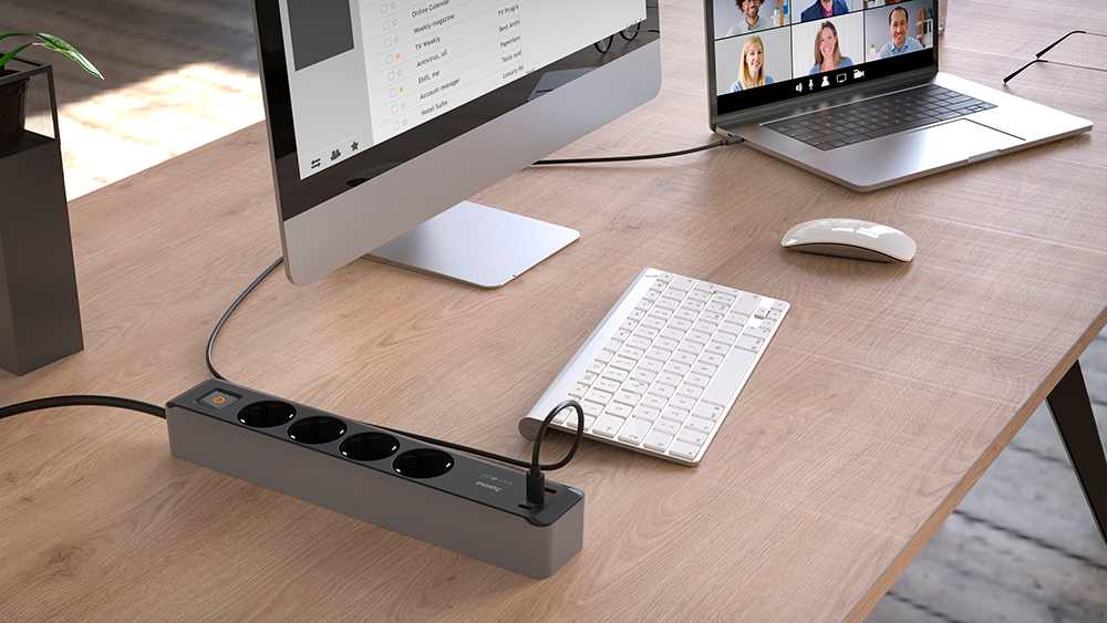 HAMA 223189 Stekkerdoos 4V USB-C 1.4m Zwart