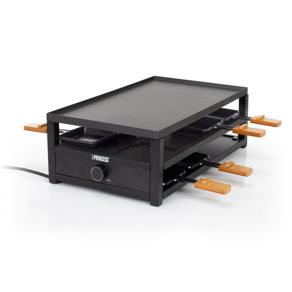 Schwarzer Princess Raclette-Grill mit Holzgriffen und einer oberen Grillplatte. Er hat einen Drehknopf und eine Schublade.
