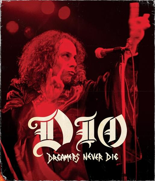 Albumcover von Dio: Dreamers Never Die. Ein Mann im roten Licht, der eine Hand in den Himmel hält.