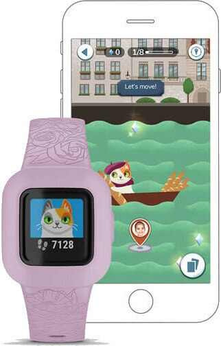 Różowy smartwatch wyświetla awatar kota, kroki. Obok telefon z motywem kota.