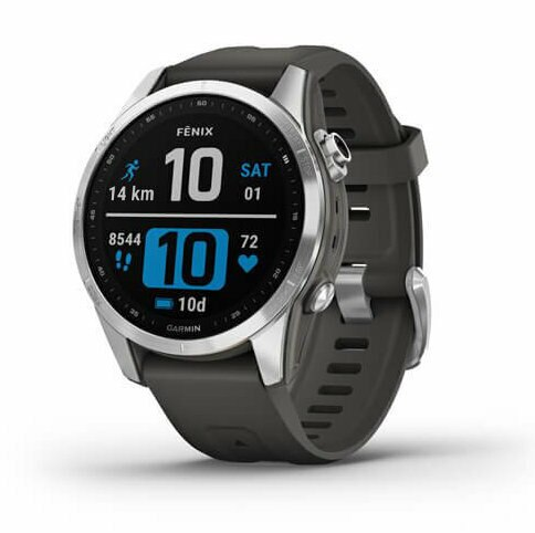 Smartwatch Garmin Fenix 7, czarny pasek, pokazujący czas i dane fitness.