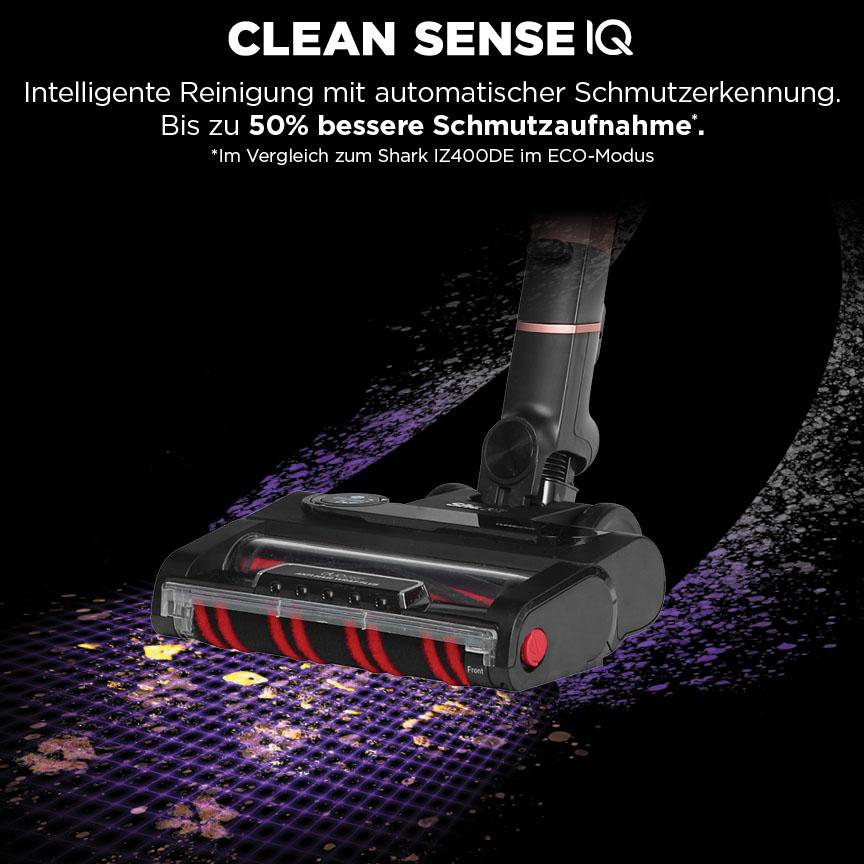 Nahaufnahme des Staubsaugerkopfes mit roten Bürsten. Text: Clean Sense IQ, bessere Schmutzaufnahme.