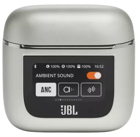 Srebrne etui ładujące JBL z wyświetlaczem pokazującym ANC i dźwięk otoczenia.