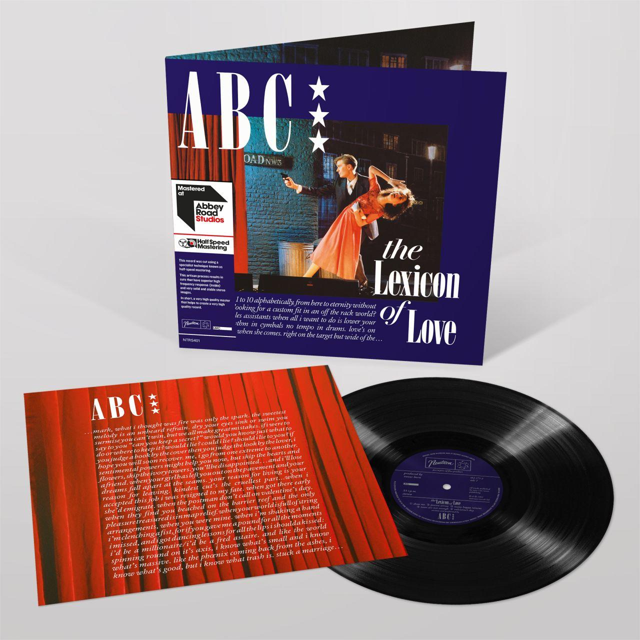 Albumcover und Schallplatte von ABCs 'The Lexicon of Love'. Das Cover zeigt ein Paar, das vor einer Bühne tanzt.