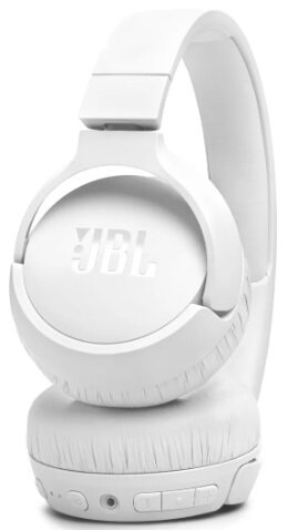 Białe słuchawki JBL na białym tle. Widoczne logo JBL.