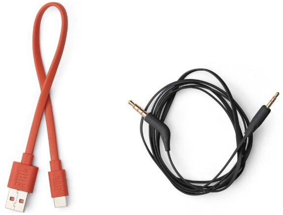 Dwa kable audio: jeden USB do USB-C i jeden 3,5 mm do 3,5 mm.