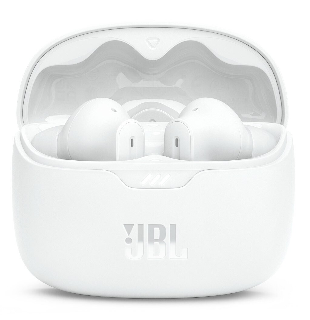 Białe słuchawki JBL w białym etui ładującym, otwarte, ukazujące słuchawki.